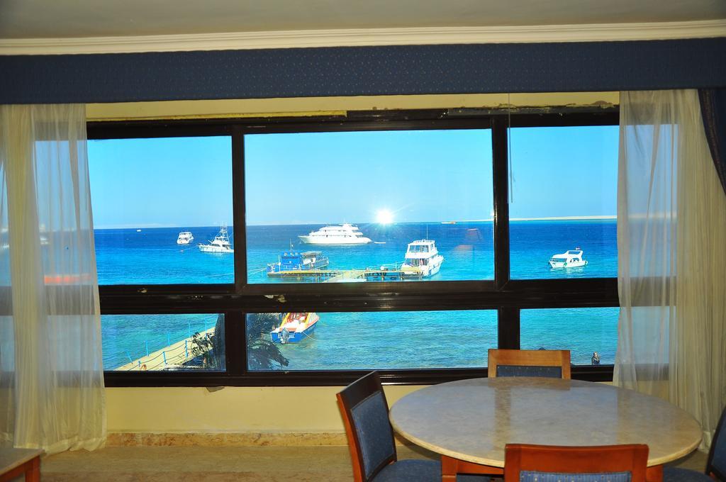 Alia Beach Resort 洪加達 客房 照片
