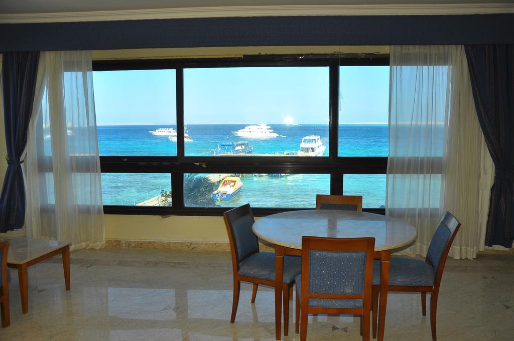 Alia Beach Resort 洪加達 客房 照片