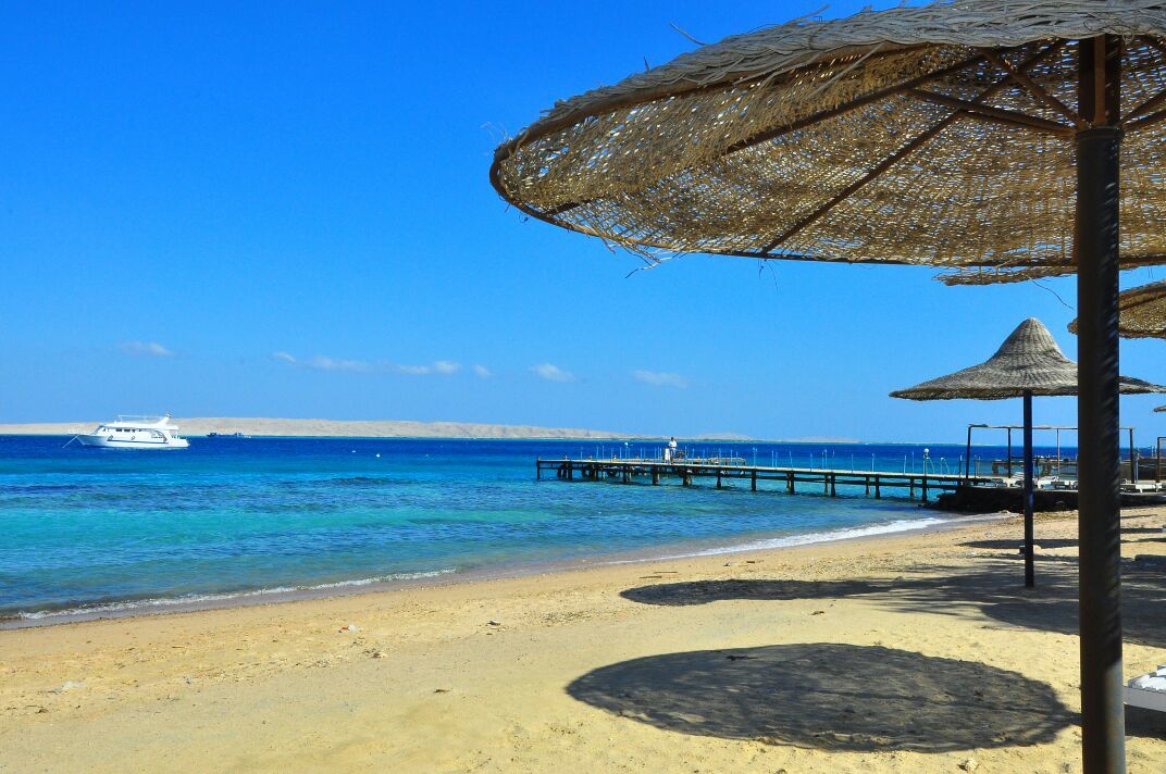 Alia Beach Resort 洪加達 外观 照片